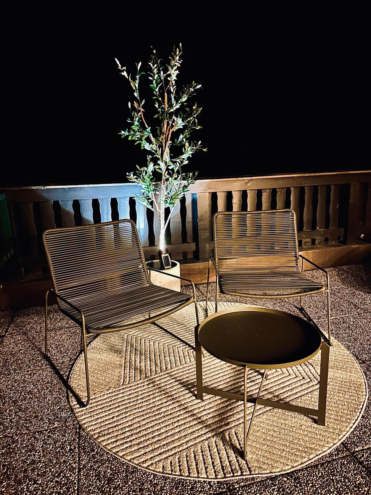 Das Alpenzeit Appartement Mit Just Private Terrasse (Adults Only) バート・アウスゼー エクステリア 写真