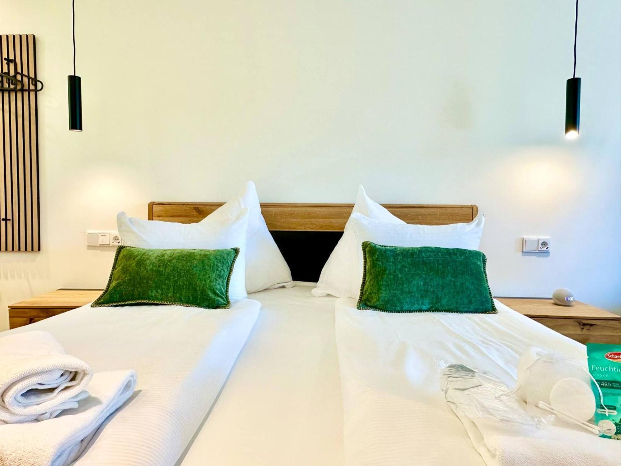 Das Alpenzeit Appartement Mit Just Private Terrasse (Adults Only) バート・アウスゼー エクステリア 写真